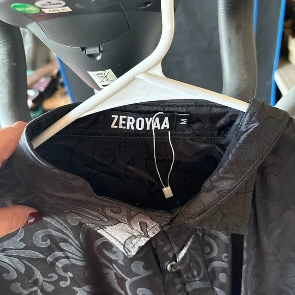 ZEROYAA Men’s Black Satin Paisley Dress Shirt – Size M - Picture 3 of 5